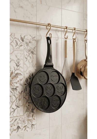 Panface Emoji Pancake Tavası 27 Cm 7 Bölmeli Döküm Alüminyu... Siyah