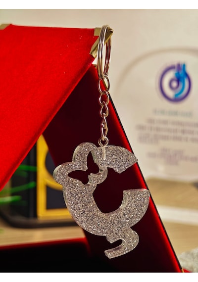 Kelebek Harfli Anahtarlık Hediyelik Ürün El Yapımı Epoksi Reçine Anahtarlık Kişiye Özel Harf Anahtarlık Altın - Kırmızı