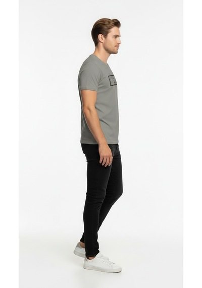 Maximodena Erkek Minimal Logo Detaylı Modern Günlük T-shirt Çok Renkli