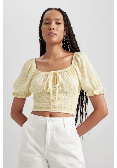 Defacto Fitted Kare Yaka Baskılı Kısa Kollu Crop Bluz B1304AX23HSYL127