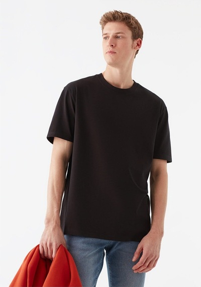 Mavi Kısa Kol Erkek T-shirt Siyah 066249-900 Siyah