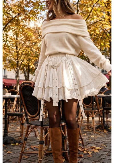 Fashion Cocktail Punk Gotik Saçaklı Grommet Detaylı Vintage Görünümlü Metalli Akışkan Saçaklı Tasarım Etek Ekru Fashion Cocktail Punk Gotik Saçaklı Grommet Detaylı Vintage Görünümlü Metalli Akışkan Saçaklı Tasarım Etek Ekru
