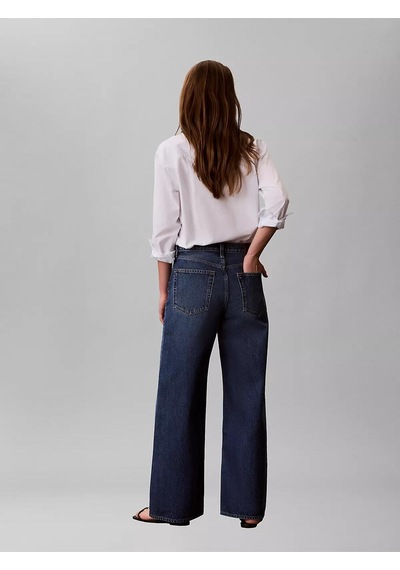 Calvin Klein Kadın Normal Kesim Yüksek Bel Geniş Paça Pamuklu Denim Mavi Jeans Lv047f727g-sd3-13708 Mavi Calvin Klein Kadın Normal Kesim Yüksek Bel Geniş Paça Pamuklu Denim Mavi Jeans Lv047f727g-sd3-13708 Mavi