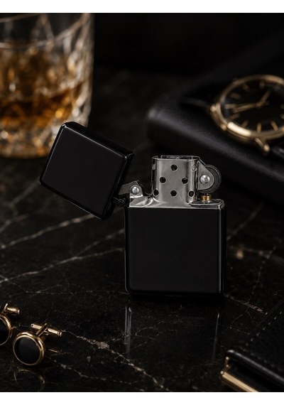 İsime Kişiye Özel İsim Yazılı Metal Benzinli Çakmak Premium Hediye Dolu Gönderim Siyah