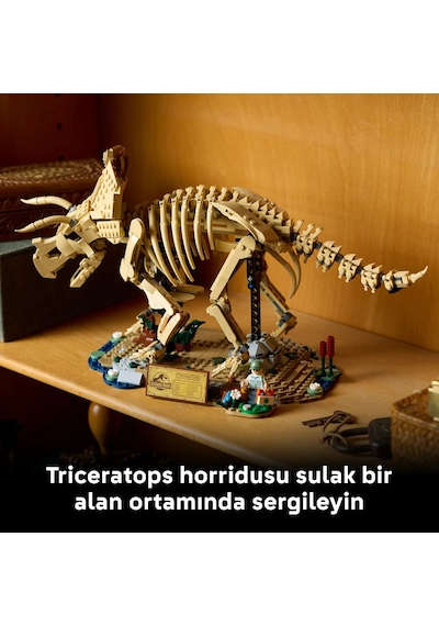 LEGO® Jurassic World Dinozor Fosilleri: Triceratops 77985 - Yetişkinler için Minifigür İçeren Model Yapım Seti (1154 Parça)