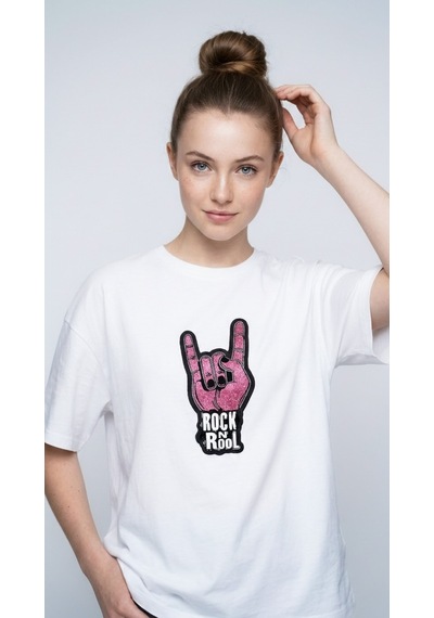 Kadın Oversize Tişört Rock Nroll Baskılı Beyaz