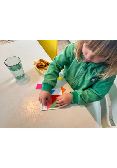 Çocuklar İçin Renkli Tangram Bulmacası