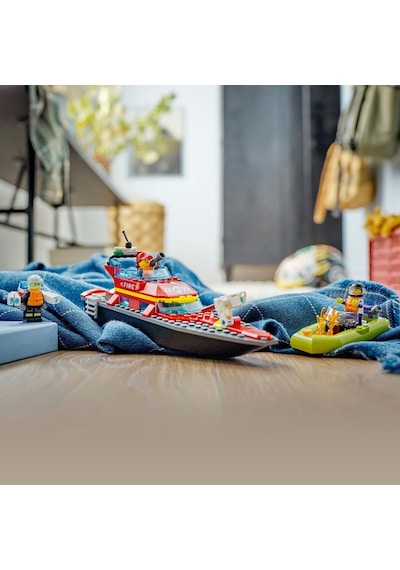 LEGO® City İtfaiye Kurtarma Teknesi 60373 5+ Yaratıcı Oyuncak Yapım Seti - 144 Parça