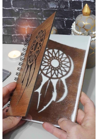 Rüya Kapanı Desenli Ahşap Defter Ajanda A5 Notebook Çizgisiz Defter Ahşap Rengi Ceviz A5 Notebook