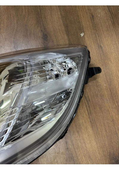 Toyota Yaris Ön Far Sağ Sol Set 2007-2009