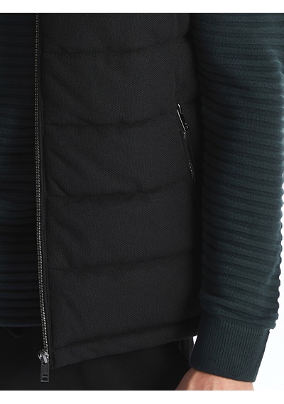 Lcw Vision Siyah Slim Fit Dik Yaka Erkek Şişme Yelek