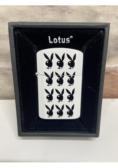 Lotus Marka Beyaz Siyah Tavşan Logolu Benzinli