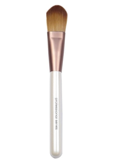 Elly Professional Fondöten Fırçası 004
