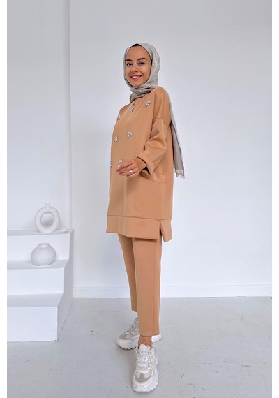 Kahijab Bisiklet Yaka Taşlı Scuba Takım - Camel