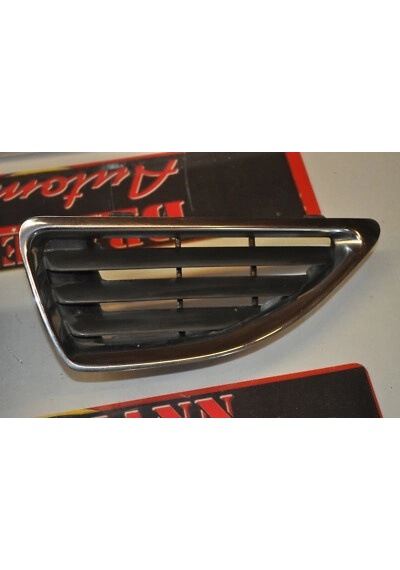 Renault Megane 1999-2002 Ön Panjur Nikelaj Bandlı Sol Oem No: 7700428964