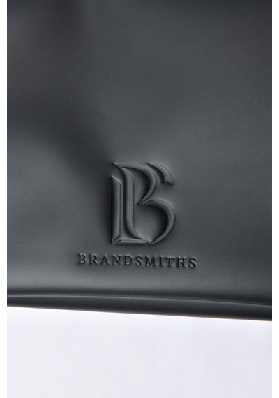 Onyx Core Grooming Case
