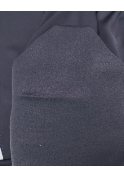 Siyah Renkte İnce Tiril Tiril Bir Viskonlu Hafif Parlak Şıık Dokuma Kumaş Elbiselik & Gömleklik 130x250cm-12502 Siyah Renkte İnce Tiril Tiril Bir Viskonlu Hafif Parlak Şıık Dokuma Kumaş Elbiselik & Gömleklik 130x250cm-12502