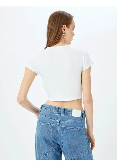 Koton Aplikeli Kısa Kollu Slim Fit Ekru Kadın T-shirt 5sal10251ık Ekru