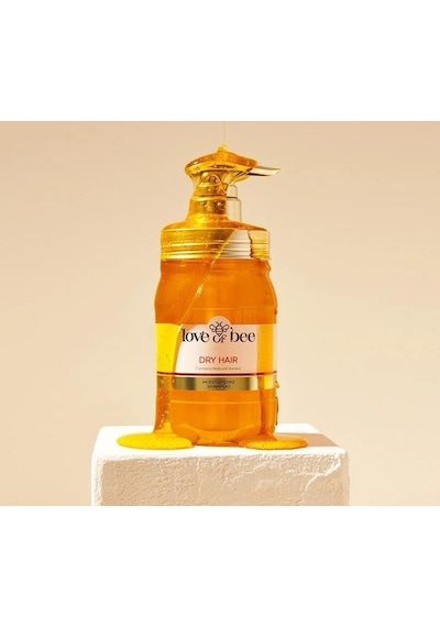 1878 Of Bee Kuru Saçlar İçin Doğal Bal İçeren Yoğun Nemlendirici Premium Şampuan - 420 Ml