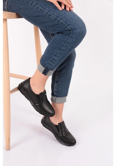 Dgn 609 Kadin Comfort Ayakkabi Siyah