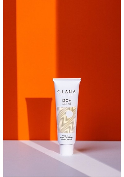 Glana Cosmetics Doğal Renkli Mineral Güneş Kremi SPF30+ 50 ML