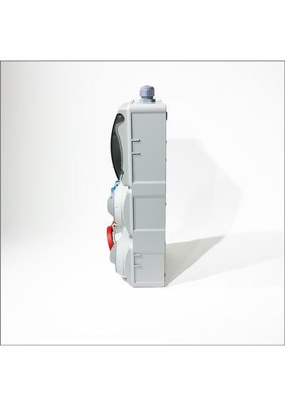 Novsen Ip44 Kombinasyon Panosu 1 Ad. 3x16a, 1ad. 5x32a Kilitli Priz