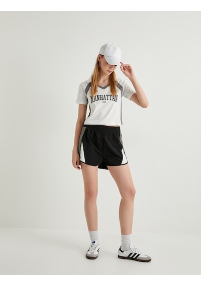Koton Crop Polo Tişört V Yaka Kısa Kollu Slim Fit Ekru 4sal11005ık Ekru