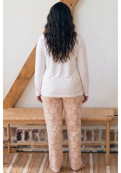 Siyah İnci Ekru Büyük Beden Battal Boy Viskon Örme Pijama Takım 26224850 Siyah İnci Ekru Büyük Beden Battal Boy Viskon Örme Pijama Takım 26224850