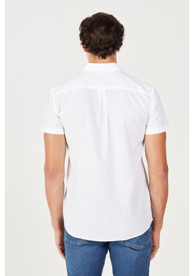 Wrangler Regular Fit Normal Kesim Kısa Kollu Düğmeli Yaka Keten Gömlek W5J7100 Beyaz