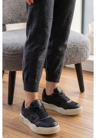 In Step Premium Serisi Kalın Tabanlı Siyah Kadın Sneaker
