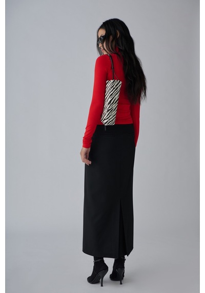 Suud Collection Kırmızı Boğazlı Body