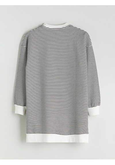 Lcw Modest Siyah Büyük Beden Bisiklet Yaka Çizgili Kadın Sweatshirt Tunik