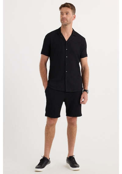 Tudors Erkek Slim Fit Dar Kesim Apaş Yaka Beli Bağcıklı Siyah Gömlek Şort Takım-37571 Siyah Tudors Erkek Slim Fit Dar Kesim Apaş Yaka Beli Bağcıklı Siyah Gömlek Şort Takım-37571 Siyah