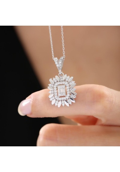 Mia Vento Pırlanta Montür Parıltılı Baget Güneşi Sadelik Mührü Gümüş Mini Set