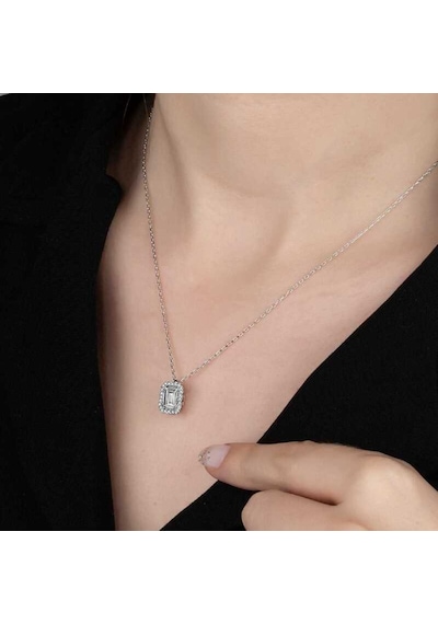 Swarovski Taşlı Gümüş Baget Kadın Kolye (551180877)