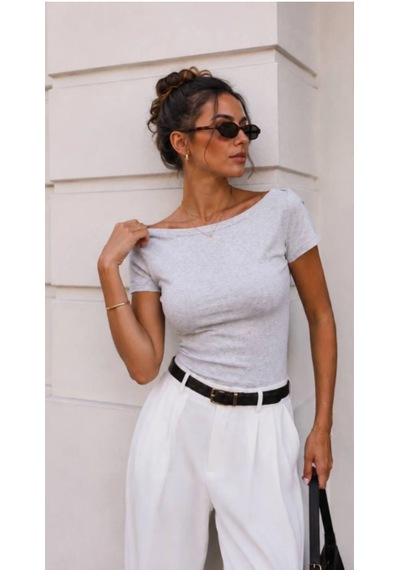 Trendol Fashion Life Kayık Yaka Omuzları Binmeli Bluz Pudra Bej