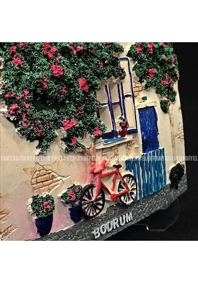 Bodrum Evi Sokak Begonvil Kabartmalı Duvar Masaüstü Pano Tablo