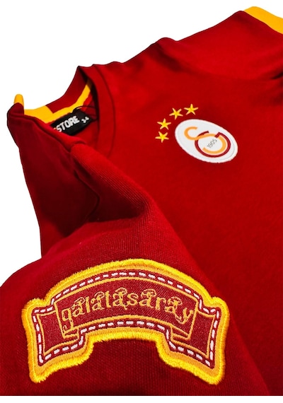 Gsstore Galatasaray Lisanslı Kırmızı Basic Çocuk Kişiye Özel T-shirt Ahşap Kutulu Kırmızı