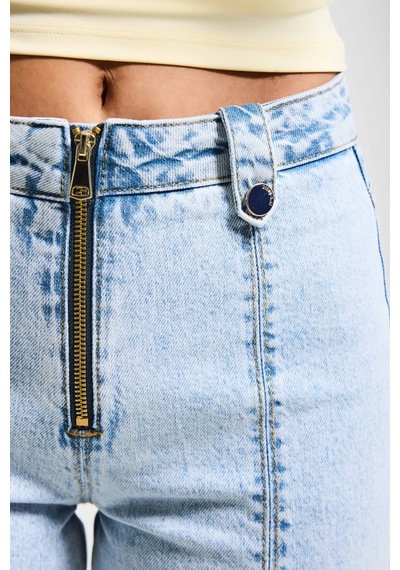 Itsbasic Kadın Ice 3s6-3 Flare Fit Komfort Kumaş Fermuar Detaylı Tasarım Denim Jean Ice Kot Itsbasic Kadın Ice 3s6-3 Flare Fit Komfort Kumaş Fermuar Detaylı Tasarım Denim Jean Ice Kot