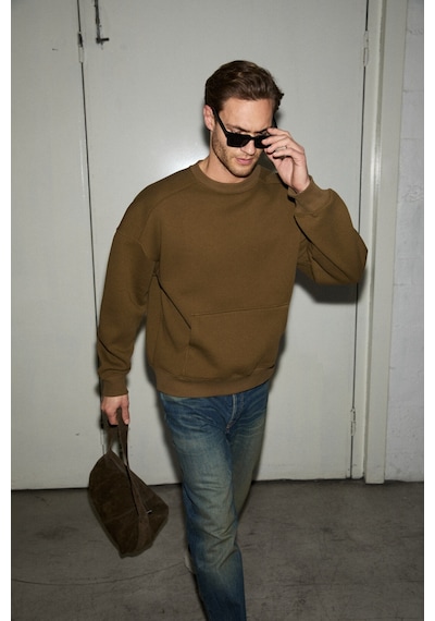 Grimelange Coyotes Erkek Bisiklet Yaka Kangru Cepli Organik Pamuk Regular Fit Koyu Haki Sweatshirt Koyu Haki