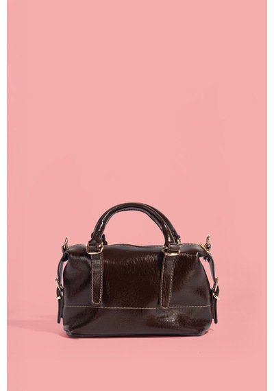 Westbag Kadın Parlak Rugan Deri Star Charm Detaylı El Ve Omuz Askılı Çanta Kahverengi