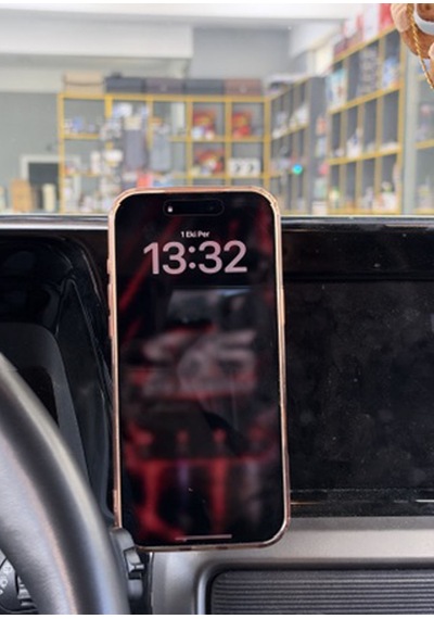 Ford Courier 2024-2026 Araç Içi Premium Telefon Tutucu - Araba Telefon Tutacağı Havalandırma Için 1