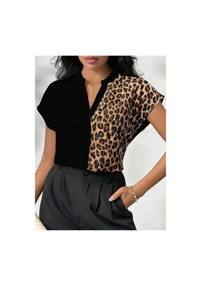 Butik İstanbul Kadın Kısa Kollu V Hakim Yakalı Leopar Desenli Sandy Bluza Siyah