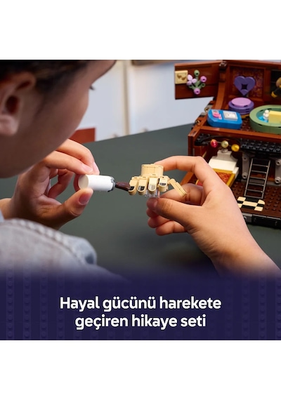 LEGO® Wednesday Şey’in Dairesi 76785 - 10 Yaş ve Üzeri Çocuklar için Koleksiyonluk Yaratıcı Oyuncak Yapım Seti (828 Parça)