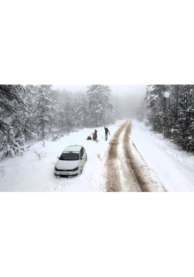 Araç Arkası Küreği Tutamak Saplı Araç , Kamp , Kar, Kazı Yapma , Off Road , Kamyon Küreği