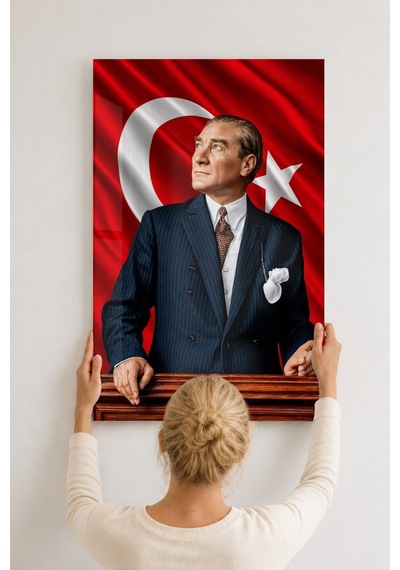 Atatürk Ve Türk Bayrağı Görselli 4mm Temperli Cam Tablo