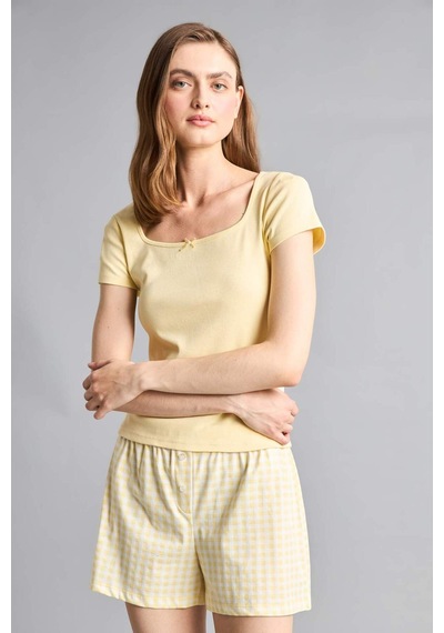 Defacto Regular Fıt Kısa Kollu 2li Kareli Şortlu Ribana Açık Sarı Pijama Takım G9860ax26smyl83 Sarı-yl83 Defacto Regular Fıt Kısa Kollu 2li Kareli Şortlu Ribana Açık Sarı Pijama Takım G9860ax26smyl83 Sarı-yl83