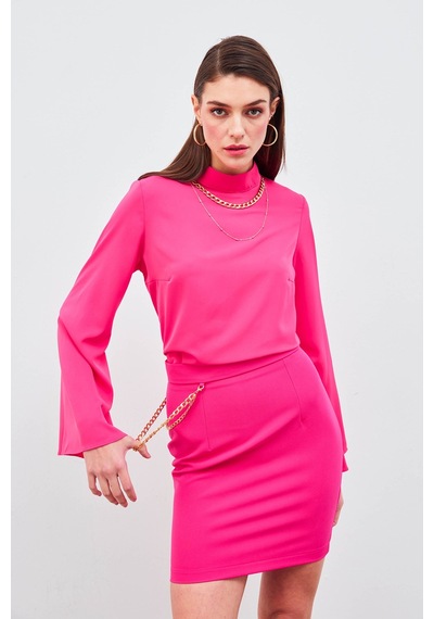 Sateen Zincir Aksesuarlı Mini Etek - Fuşya