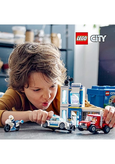 LEGO® City 60270 Polis Kutusu 301 Parça
