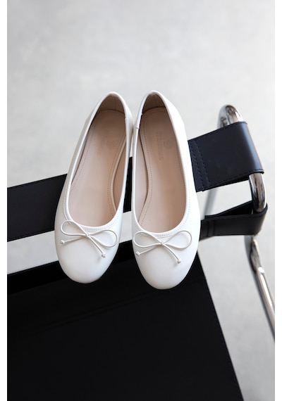 Wolk Shoes Lily Kadın Fiyonk Detay Deri Babet Beyaz
